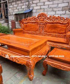 Bộ bàn ghế hoàng gia luxury gỗ hương đá mẫu mới 2025 25 Bộ bàn ghế hoàng gia luxury gỗ hương đá mẫu mới 2024