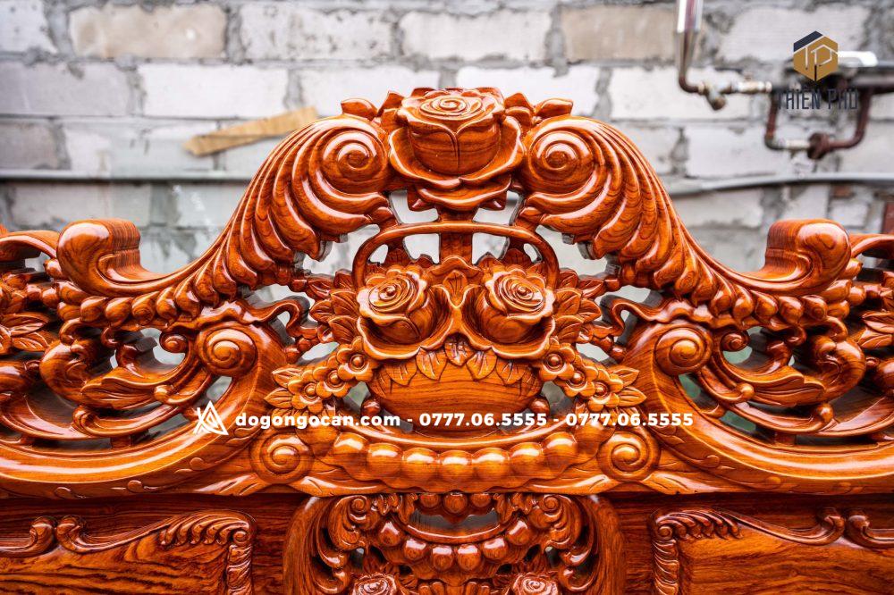 Bộ bàn ghế hoàng gia luxury gỗ hương đá mẫu mới 2025 8 Bộ bàn ghế hoàng gia luxury gỗ hương đá mẫu mới 2024