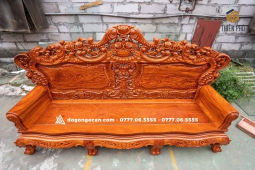 Bộ bàn ghế hoàng gia luxury gỗ hương đá mẫu mới 2024
