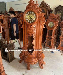 Đồng hồ Hoàng Gia - Mặt Quỷ gỗ Hương Đá cao 2m 12 Đồng hồ Hoàng Gia – Mặt Quỷ gỗ Hương Đá cao 2m