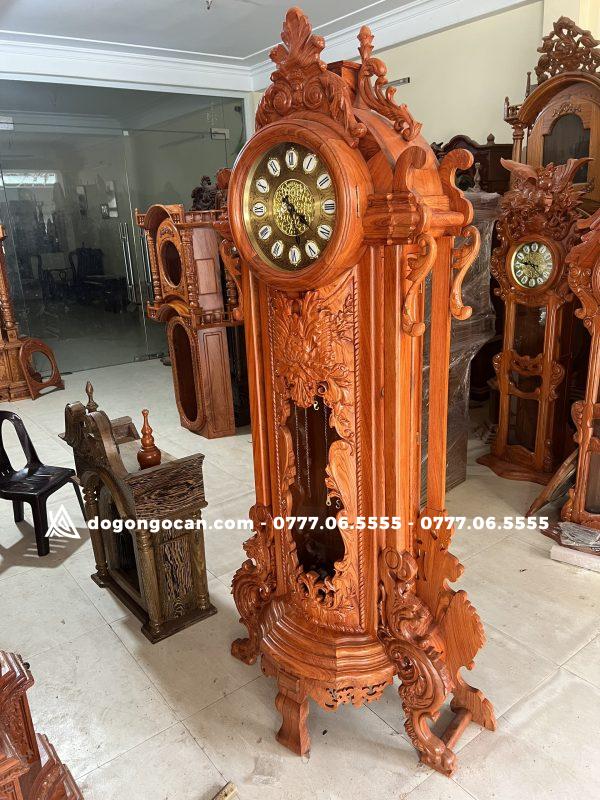 Đồng hồ Hoàng Gia - Mặt Quỷ gỗ Hương Đá cao 2m 6 Đồng hồ Hoàng Gia – Mặt Quỷ gỗ Hương Đá cao 2m