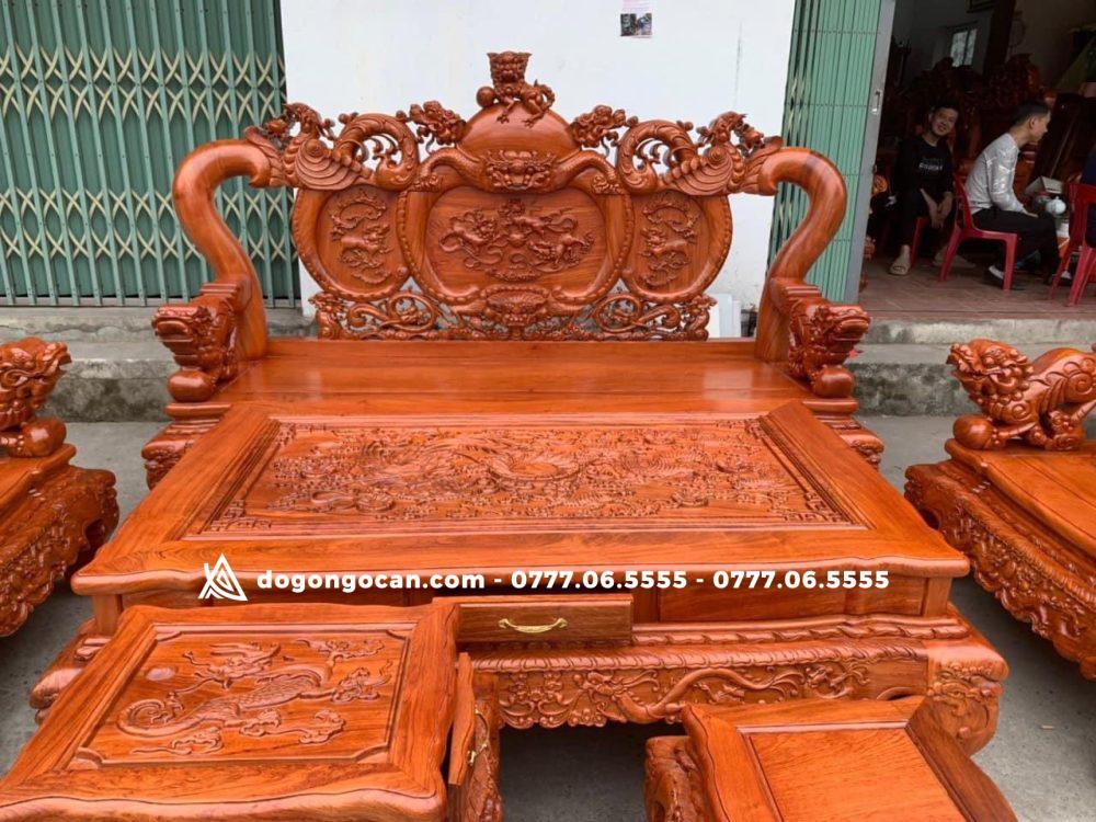 Bộ Bàn Ghế Nghê Bảo Đỉnh Cột 12 Chân 14 Gỗ Hương Đá 2 Bộ Bàn Ghế Nghê Bảo Đỉnh Cột 12 Chân 14 Gỗ Hương Đá