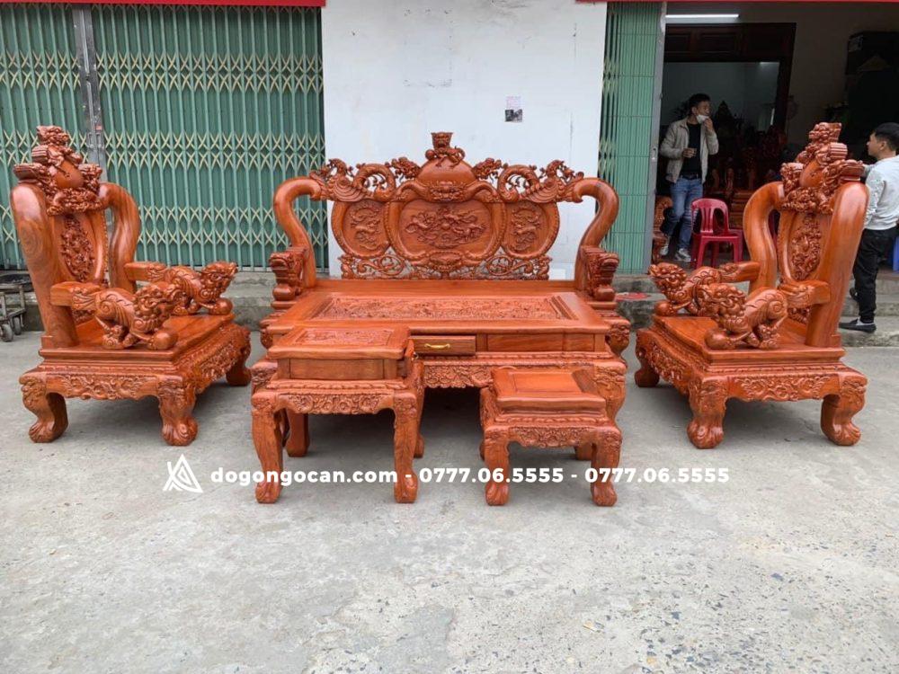 Bộ Bàn Ghế Nghê Bảo Đỉnh Cột 12 Chân 14 Gỗ Hương Đá 4 Bộ Bàn Ghế Nghê Bảo Đỉnh Cột 12 Chân 14 Gỗ Hương Đá