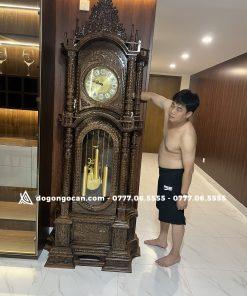 Đồng Hồ Tứ Trụ gỗ mun đuôi công cao 2m3 máy sunny hàn quốc 11 Đồng Hồ Tứ Trụ gỗ mun đuôi công cao 2m3 máy sunny hàn quốc