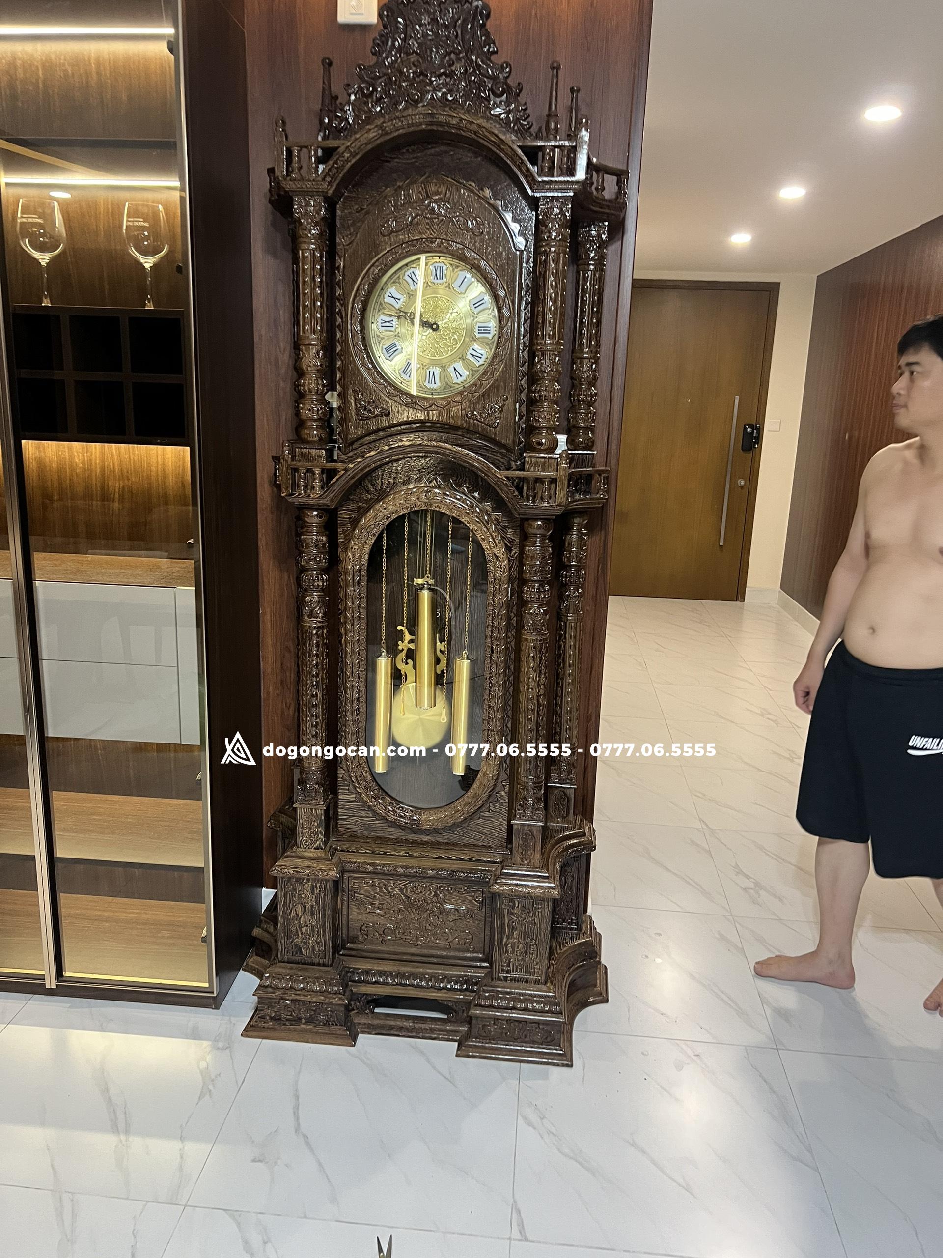 Đồng Hồ Tứ Trụ gỗ mun đuôi công cao 2m3 máy sunny hàn quốc 4 Đồng Hồ Tứ Trụ gỗ mun đuôi công cao 2m3 máy sunny hàn quốc