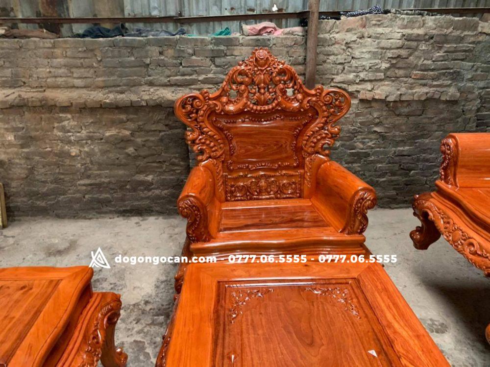 Bộ bàn ghế hoàng gia gỗ hương đá chân 12 tay đặc hàng vip 5 Bộ bàn ghế hoàng gia luxury gỗ hương đá mẫu mới 2024