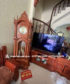 Đồng hồ gỗ đứng giá rẻ gỗ hương đá 16 Đồng hồ gỗ hương đá tự nhiên máy điện tử mẫu đẹp 2023