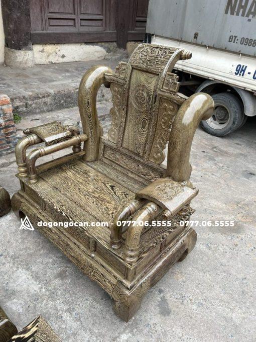 Bộ Tần Thủy Hoàng gỗ Mun đuôi công cột liền – yếm liền