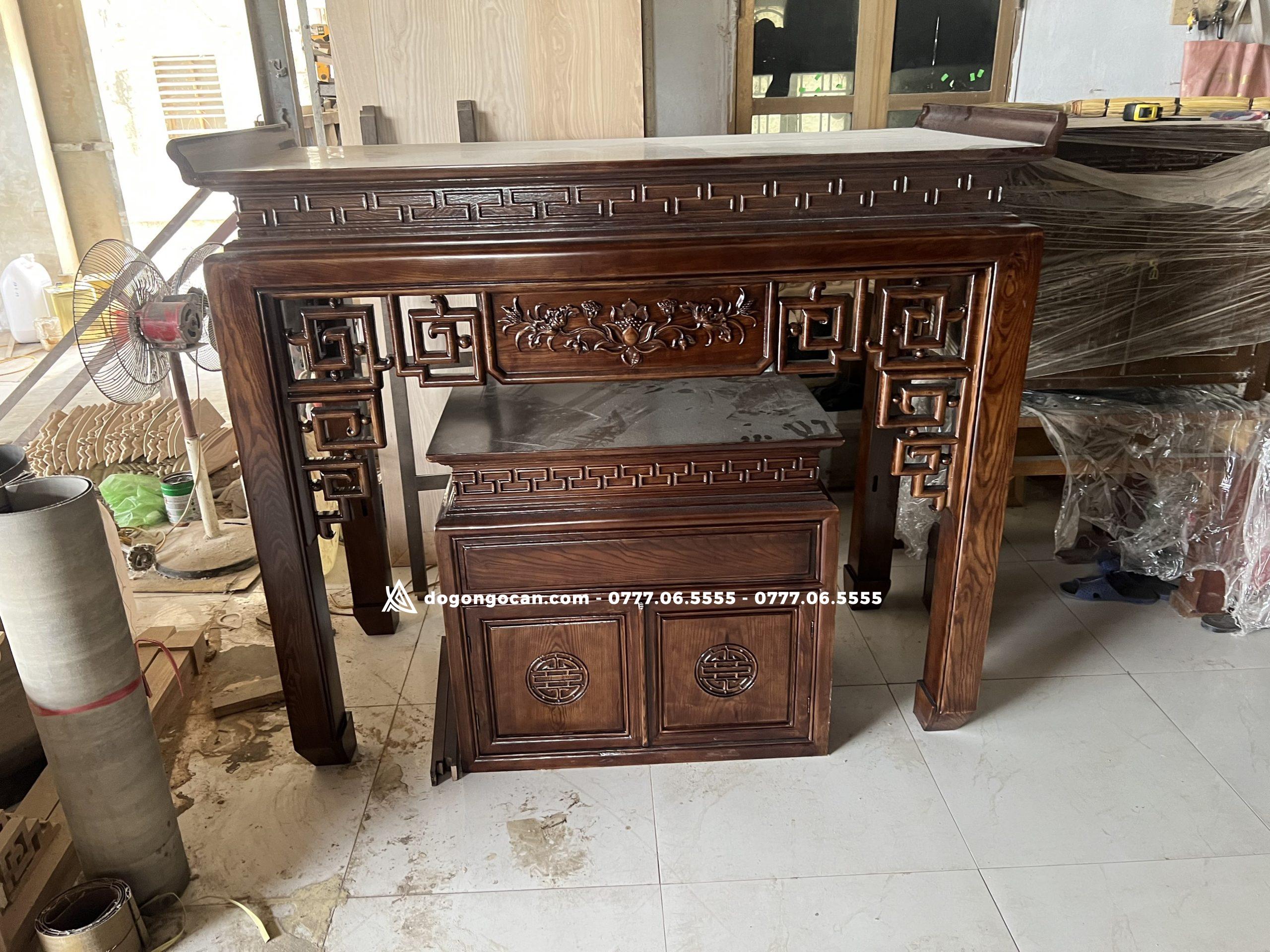 Bàn thờ án gian chân 12 gỗ sồi phun màu giả óc chó 1 BÀN THỜ ÁN GIAN GỖ SỒI 1M97 – MẪU TRẠM SEN Phun Màu Gỗ Óc Chó