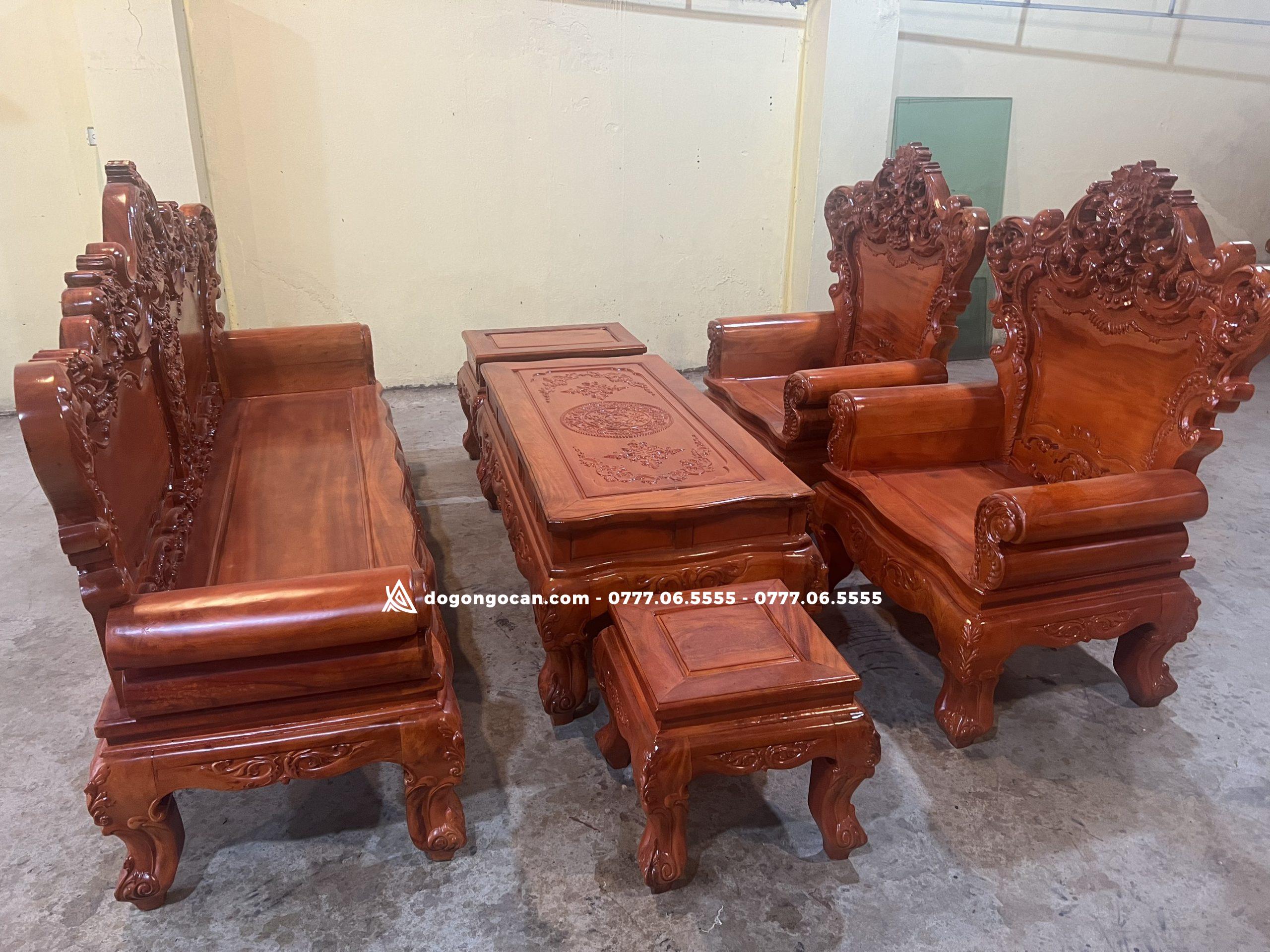 Bộ bàn ghế phòng khách hoàng gia vách trơn gỗ lim đồng bằng 2 Bộ bàn ghế phòng khách hoàng gia vách trơn gỗ xà cừ hàng vip khuôn 4 ván 2