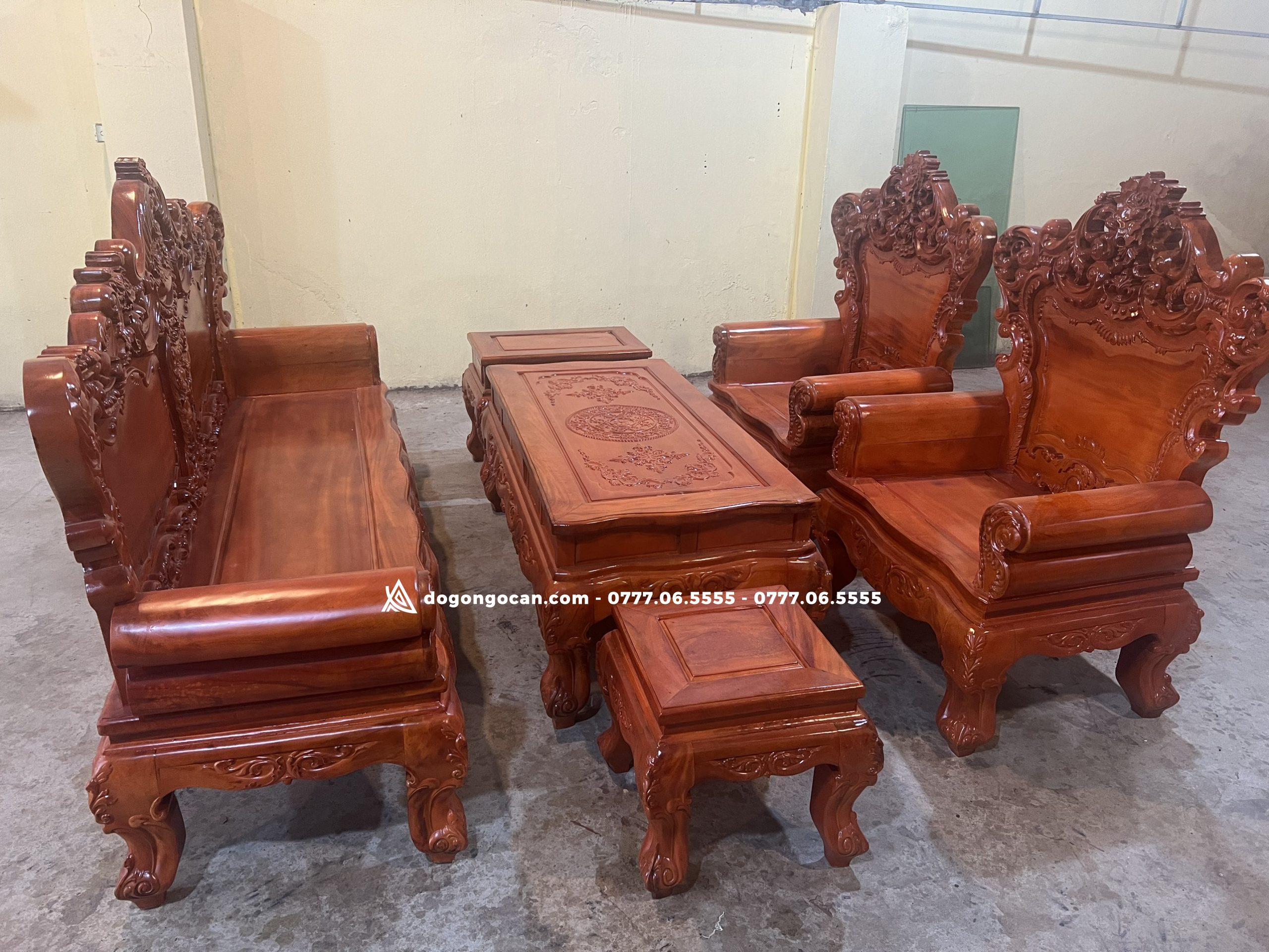 Bộ bàn ghế phòng khách hoàng gia vách trơn gỗ lim đồng bằng 3 Bộ bàn ghế phòng khách hoàng gia vách trơn gỗ xà cừ hàng vip khuôn 4 ván 2