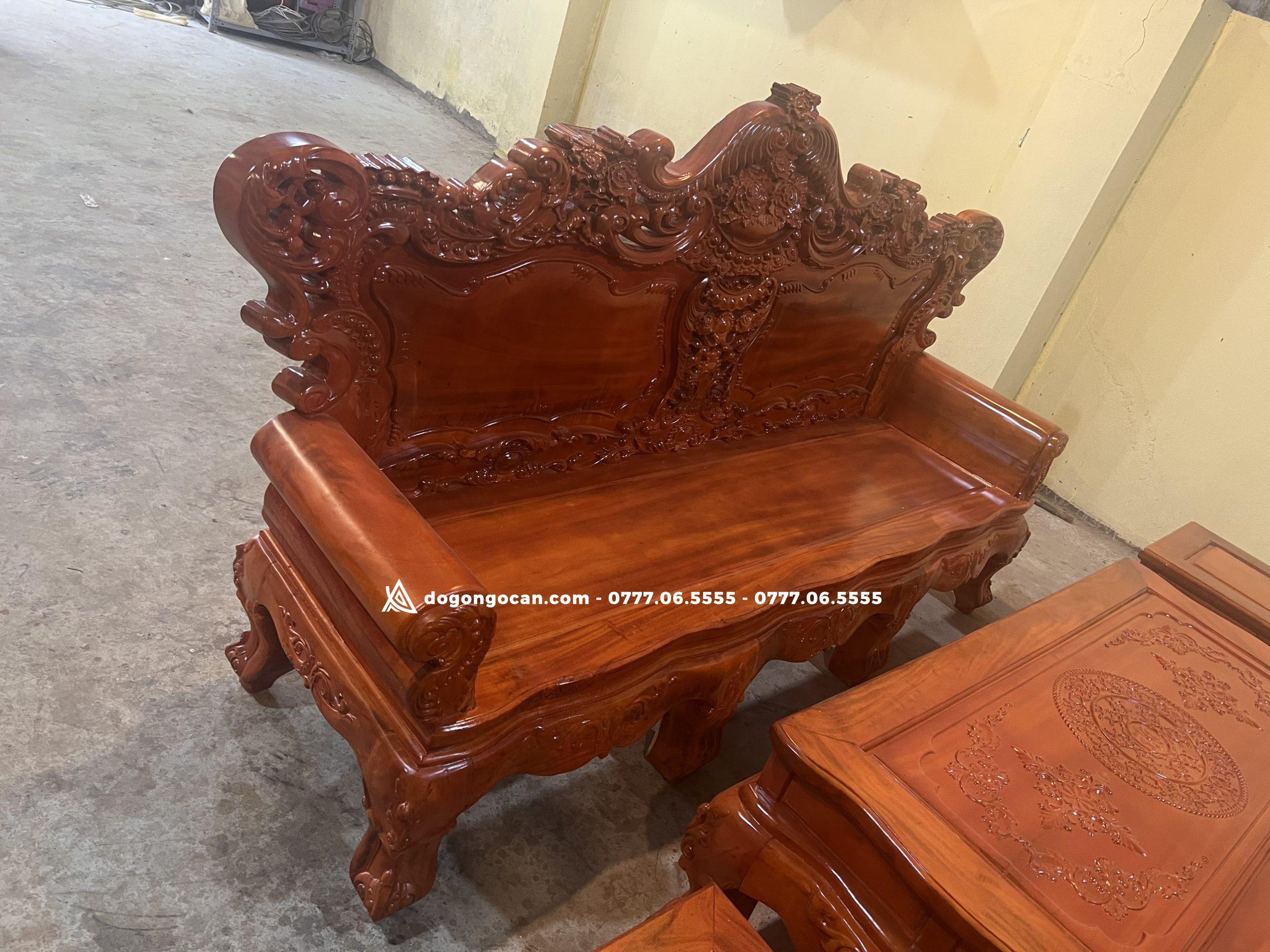 Bộ bàn ghế phòng khách hoàng gia vách trơn gỗ lim đồng bằng 8 Bộ bàn ghế phòng khách hoàng gia vách trơn gỗ xà cừ hàng vip khuôn 4 ván 2