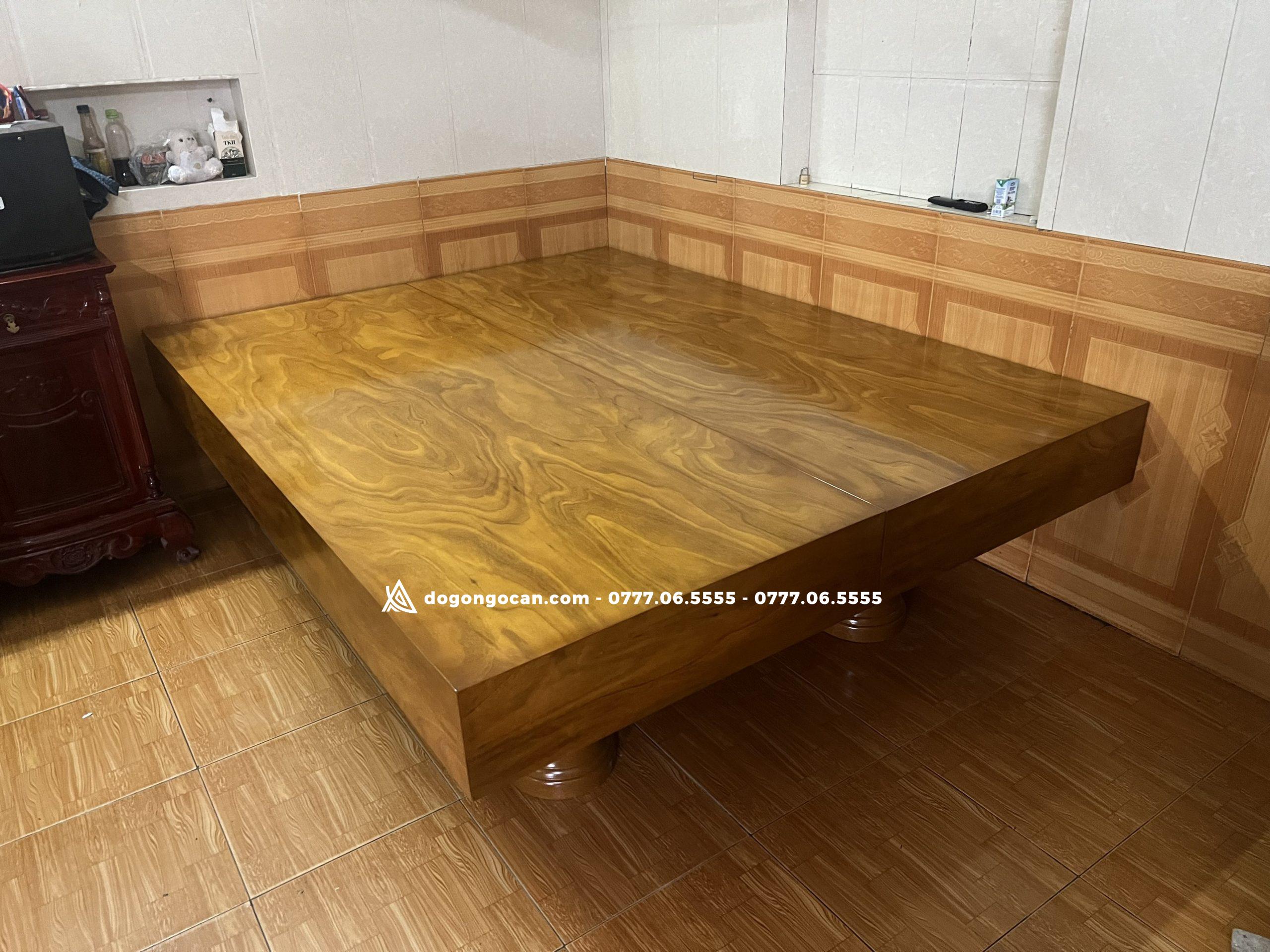 Bộ chiếu ngựa gỗ hương xám đóng hộp 5 Bộ chiếu ngựa gỗ hương xám đóng hộp