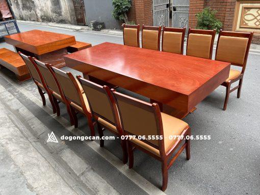 Bộ bàn ghế ăn gỗ hương đá và 10 ghế bọc da nhập khẩu Italia ( Anh Minh – Sóc Sơn , HN )