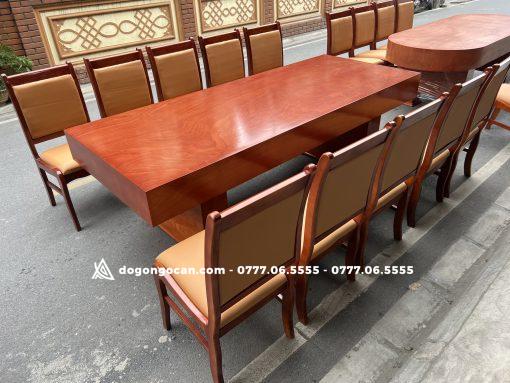 Bộ bàn ghế ăn gỗ hương đá và 10 ghế bọc da nhập khẩu Italia ( Anh Minh – Sóc Sơn , HN )