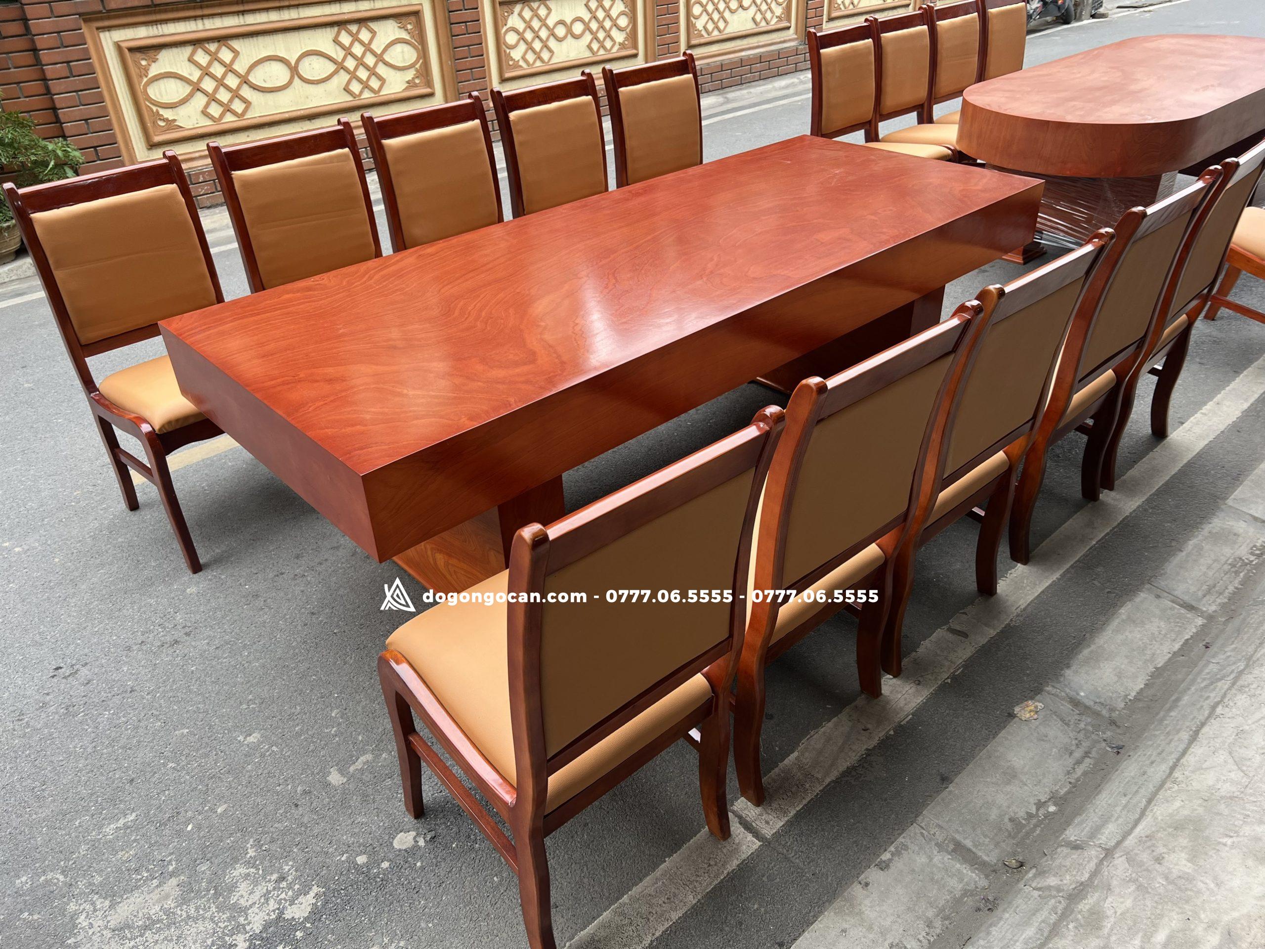 Bộ bàn ghế ăn gỗ hương đá và 10 ghế bọc da nhập khẩu Italia ( Anh Minh - Sóc Sơn , HN ) 6 Bộ bàn ghế ăn gỗ hương đá và 10 ghế bọc da nhập khẩu Italia ( Anh Minh – Sóc Sơn , HN )