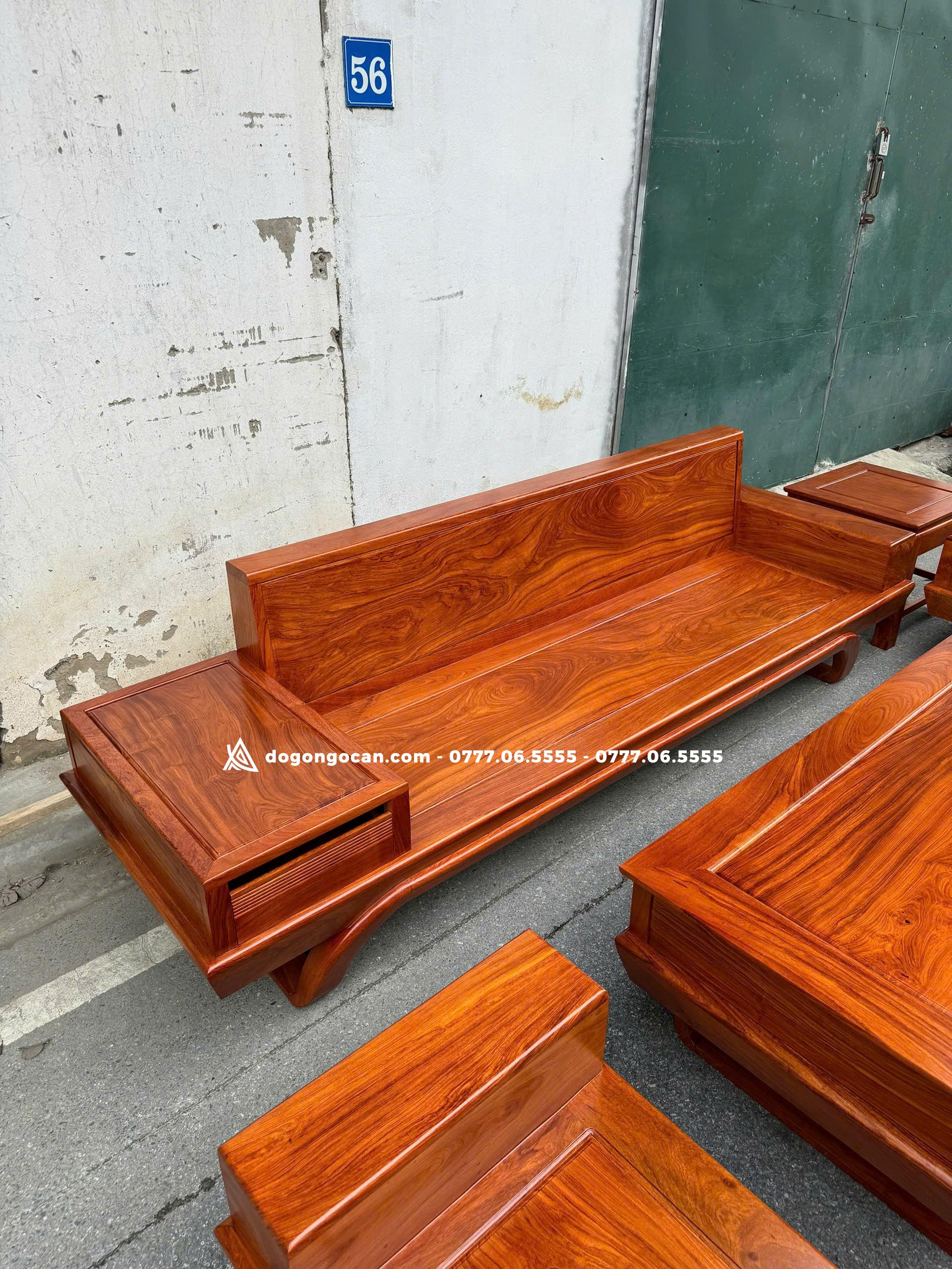 Bộ bàn ghế Sofa chân thuyền gỗ hương đá Hot 2025 3 Bộ bàn ghế Sofa chân thuyền gỗ hương đá Hot 2025