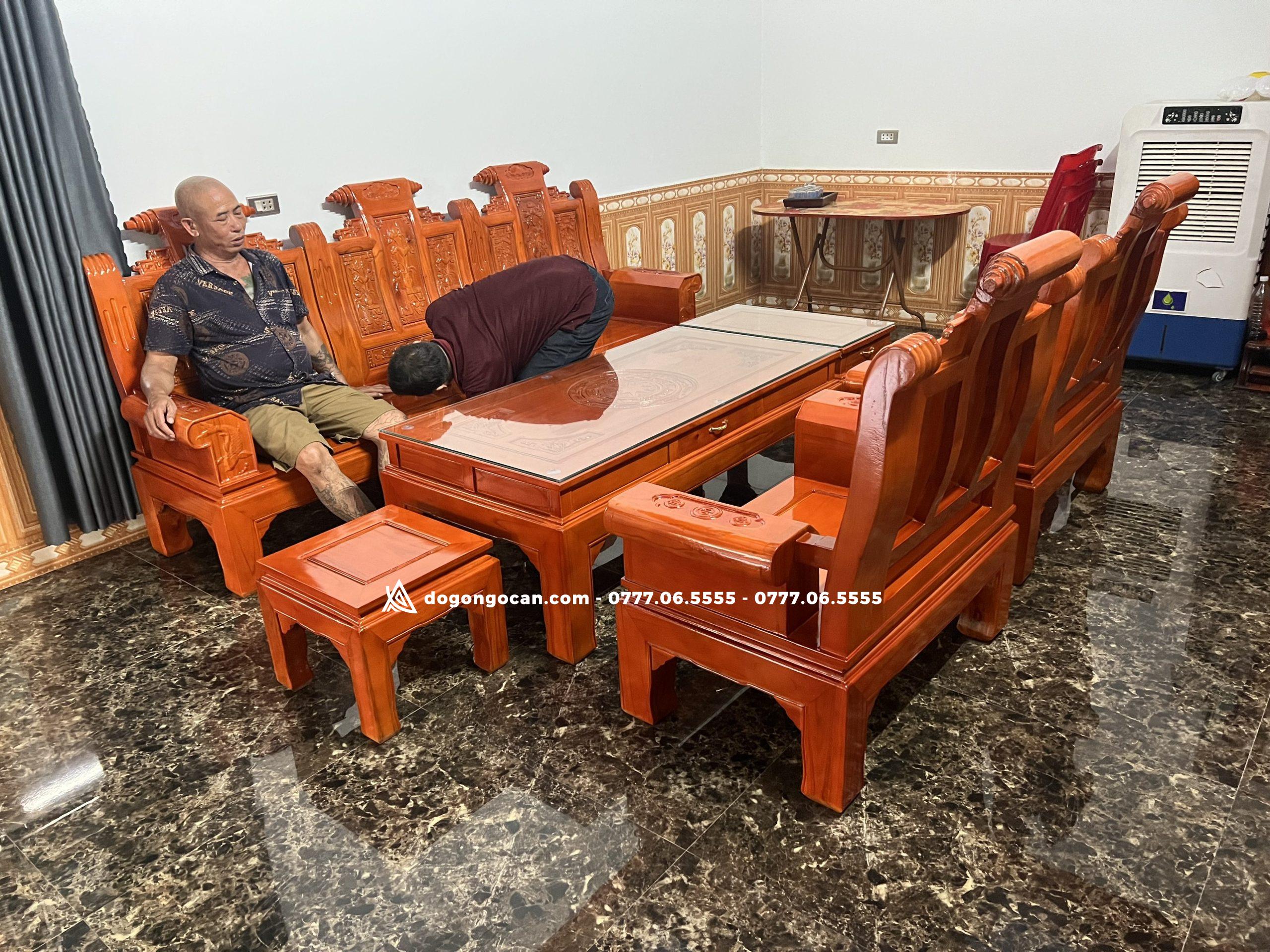 Bộ Bàn Ghế Âu Á Hộp Cuốn Thư Gỗ Xoan Ta Giá Rẻ tại Hà Nội 3 Bộ Bàn Ghế Âu Á Hộp Cuốn Thư Gỗ Xoan Ta Giá Rẻ tại Hà Nội