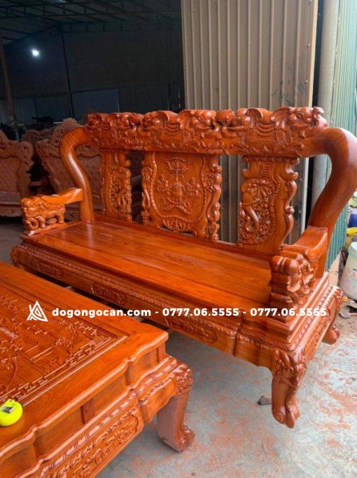 Bộ Minh Quốc Voi Chiến Tay Cột 12 Gỗ Hương Đá Hàng Đục Tay