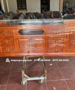 Kệ Tivi Gỗ Xoan Đào Mới Đẹp 7 Kệ Tivi Gỗ Xoan Đào Mới Đẹp