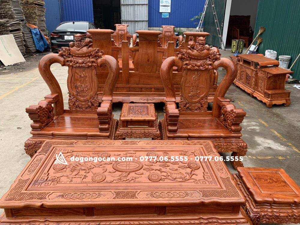 Bộ bàn ghế nghê đỉnh vách đục tam sư cột 12 3 Bộ bàn ghế nghê đỉnh vách đục tam sư cột 12