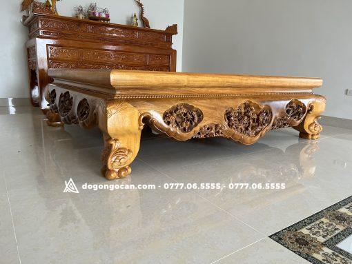 Sập chân quỳ gỗ gõ đỏ nam phi đục ba bông 1m8 * 2m2 ( Chị Yến – Hải Phòng )