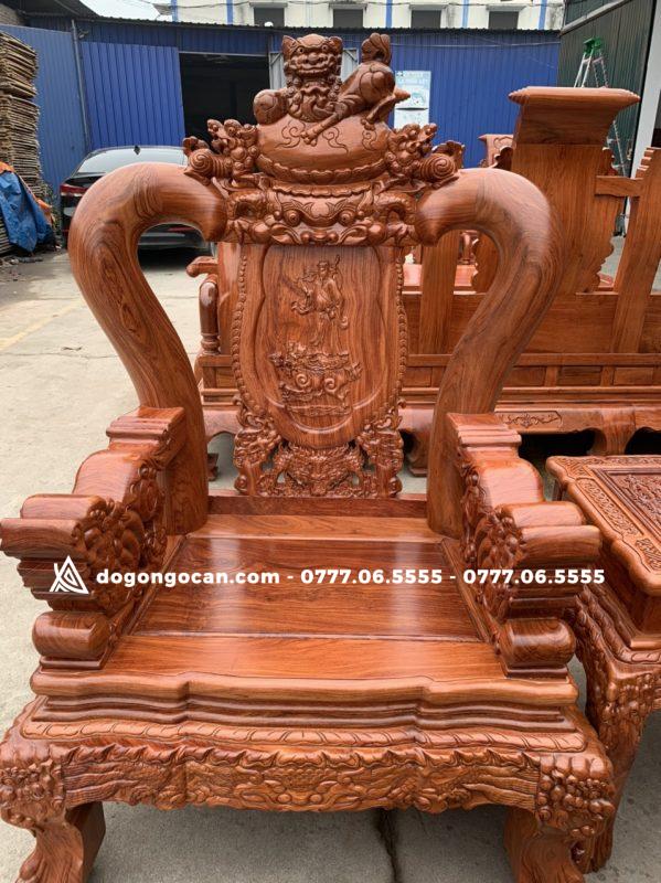 Bộ bàn ghế nghê đỉnh vách đục tam sư cột 12 6 Bộ bàn ghế nghê đỉnh vách đục tam sư cột 12