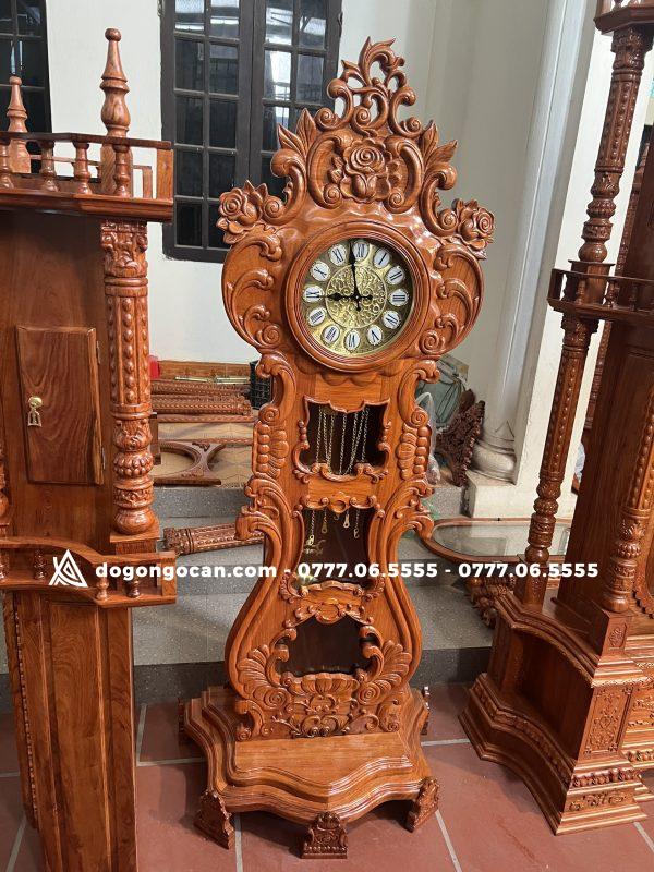 Đồng hồ hoa lá tây kích thước cao 170 cm sâu 75 cm gỗ hương đá . 8 Đồng hồ hoa lá tây kích thước cao 170 cm sâu 75 cm gỗ hương đá .