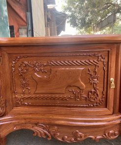 Kệ tivi hoàng gia gỗ hương đá nam phi cổ điển 2m4